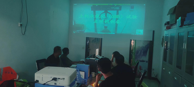 第五區域項目部開展試驗及測量知識專項培訓