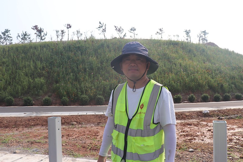 路面防污染專員孟慶濤_副本 路面防污染專員孟慶濤_副本