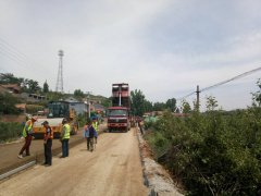 養護工程分公司九東路路面改造工程水泥穩定碎石基層試驗段順利完成