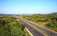 修一條路 樹一座碑——S102濟青線工程項目建設紀事