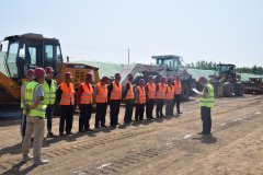 淄河大道西延工程一標段召開灰土施工現場安全交底會